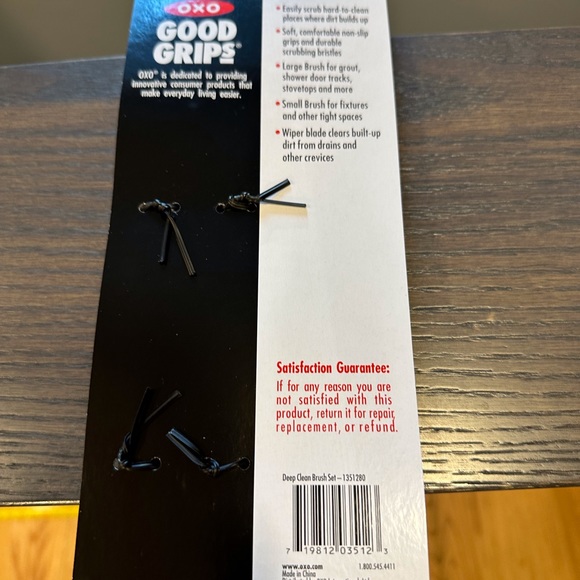 Mapei ultra care grout refresh and Oxo good grips brushes - Picture 5 of 14